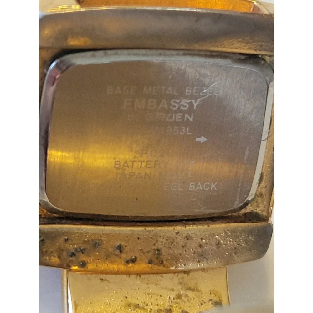 Vintage Watch Lot of 5 Gruen Embassy Studio Time Gold Silver tone * For Parts
